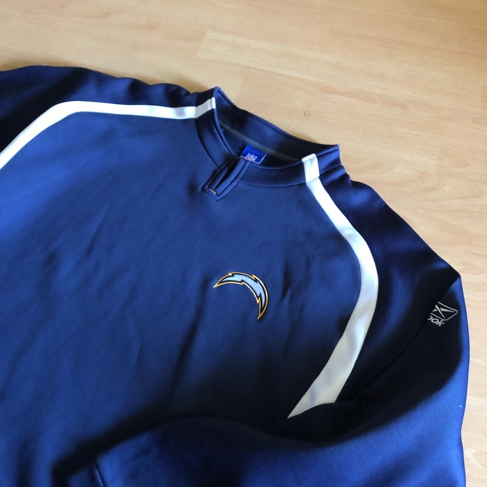Charger Pullover